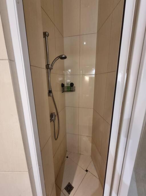 קרקוב Fantastic Krk - Kr6 Room F מראה חיצוני תמונה